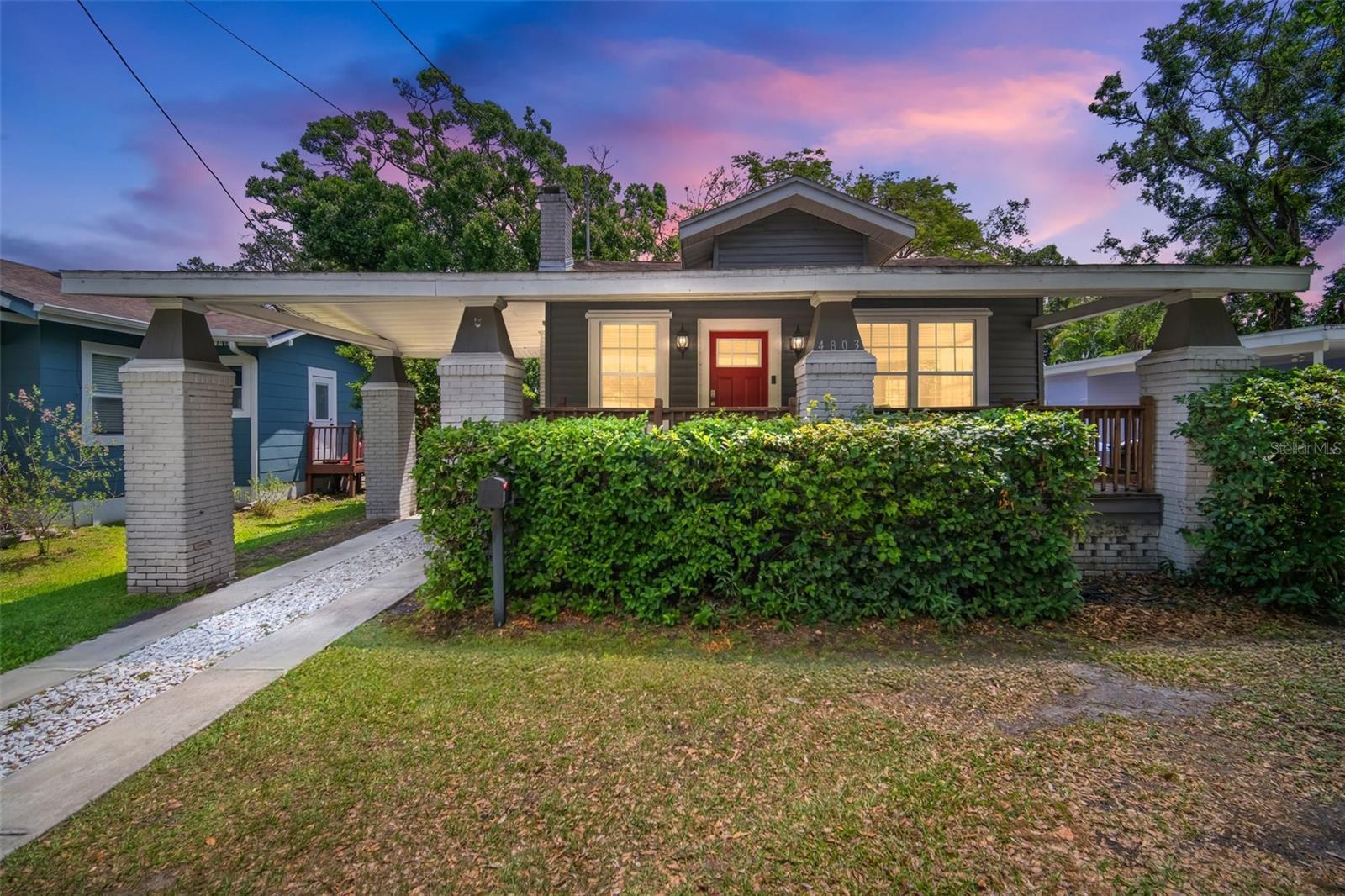 Photo one of 4803 Highland Tampa FL 33603 | MLS TB8380331