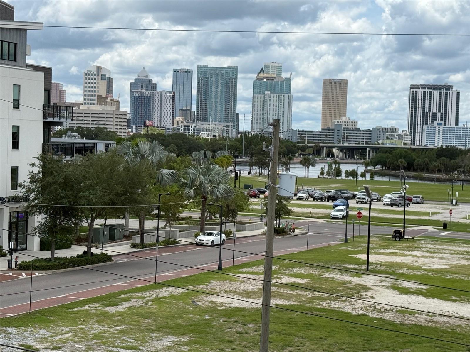 Photo #10