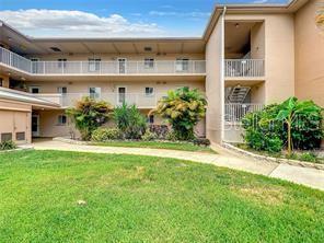 Photo one of 2737 Enterprise E Rd # 122 Clearwater FL 33759 | MLS TB8381194