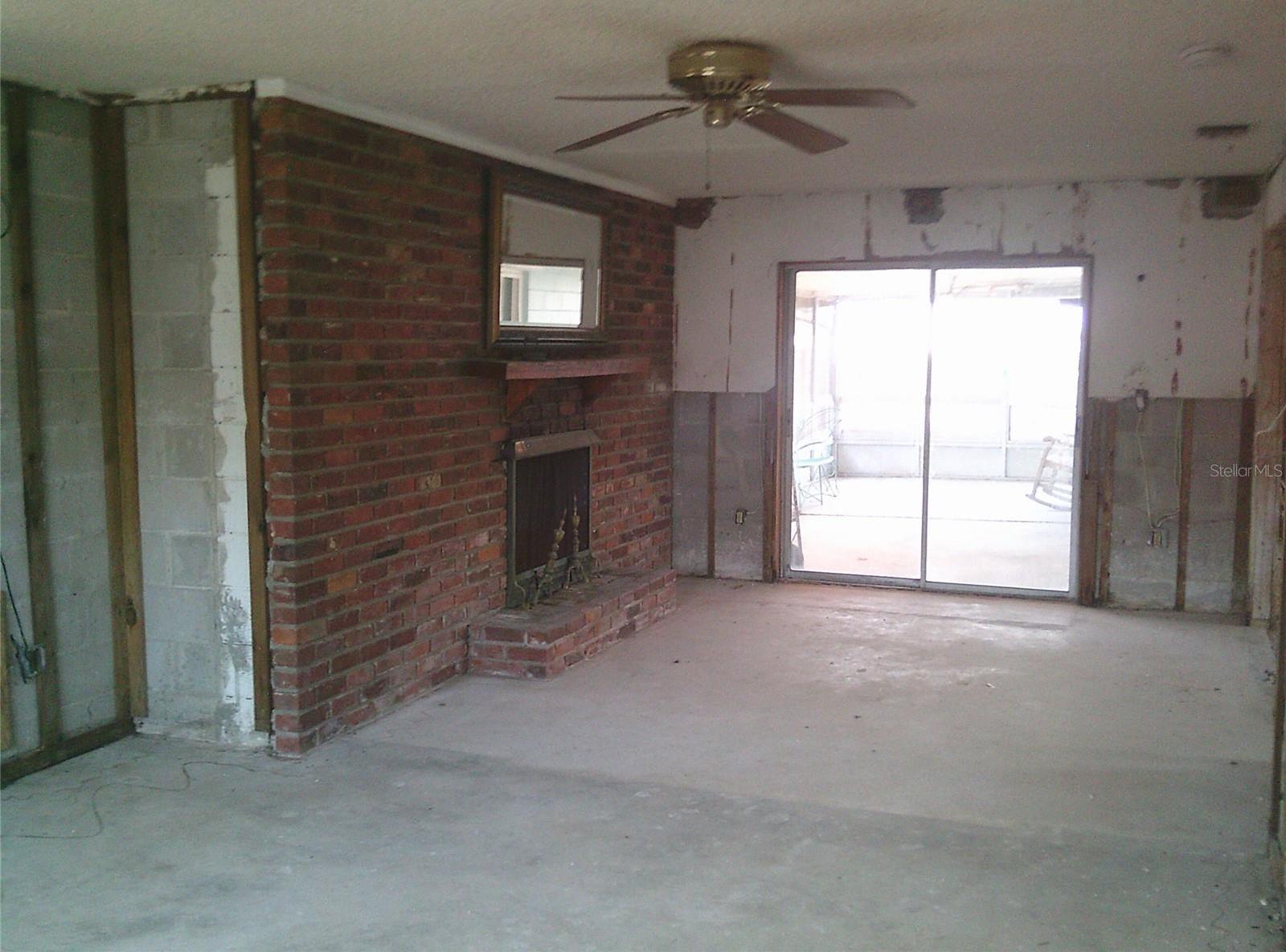 Photo #11
