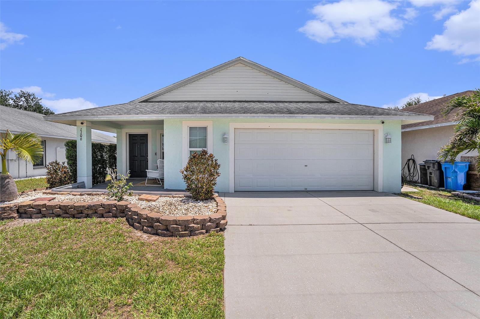 Photo one of 1106 Humble Haven St Ruskin FL 33570 | MLS TB8384927