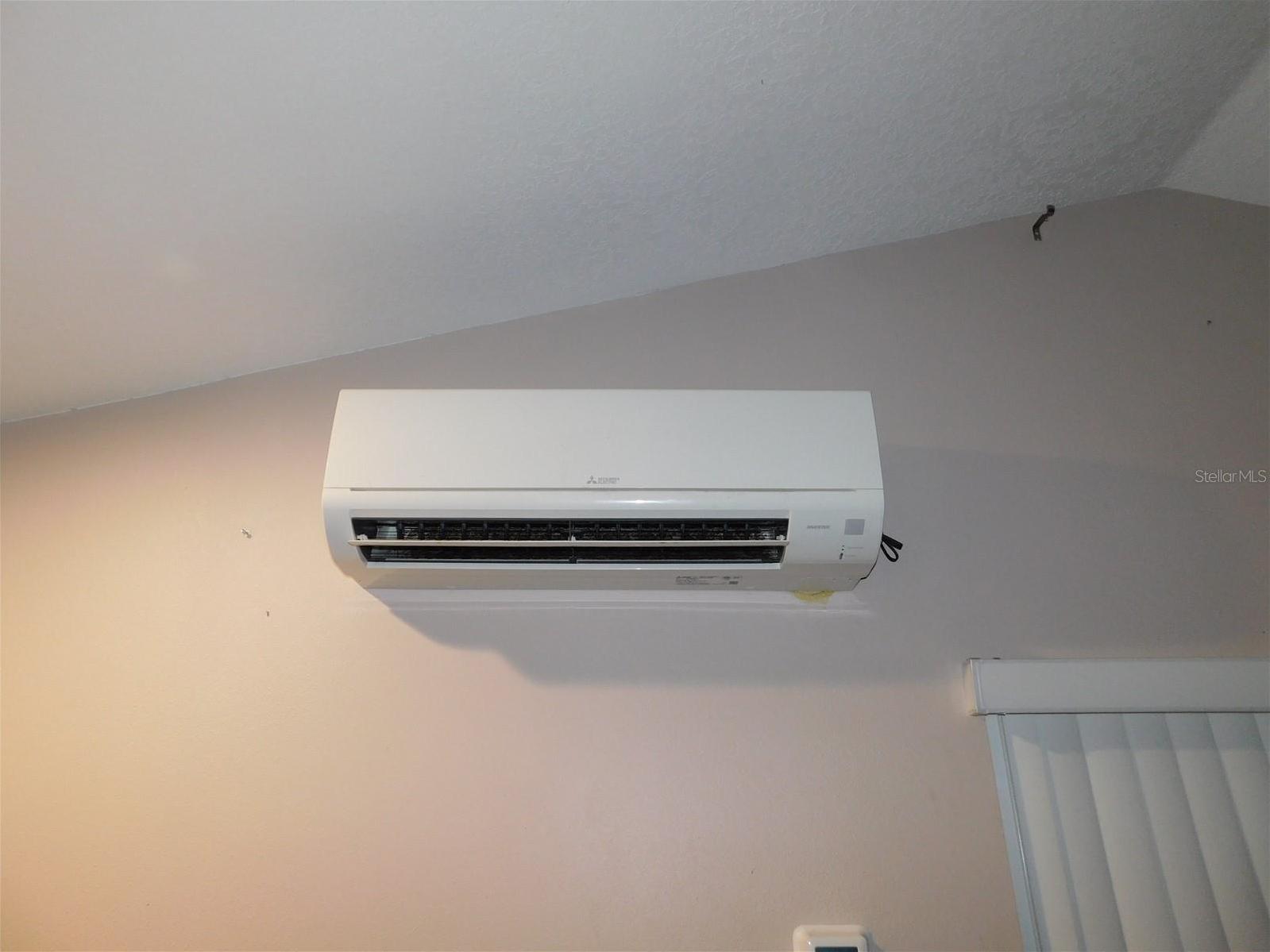 Photo #60