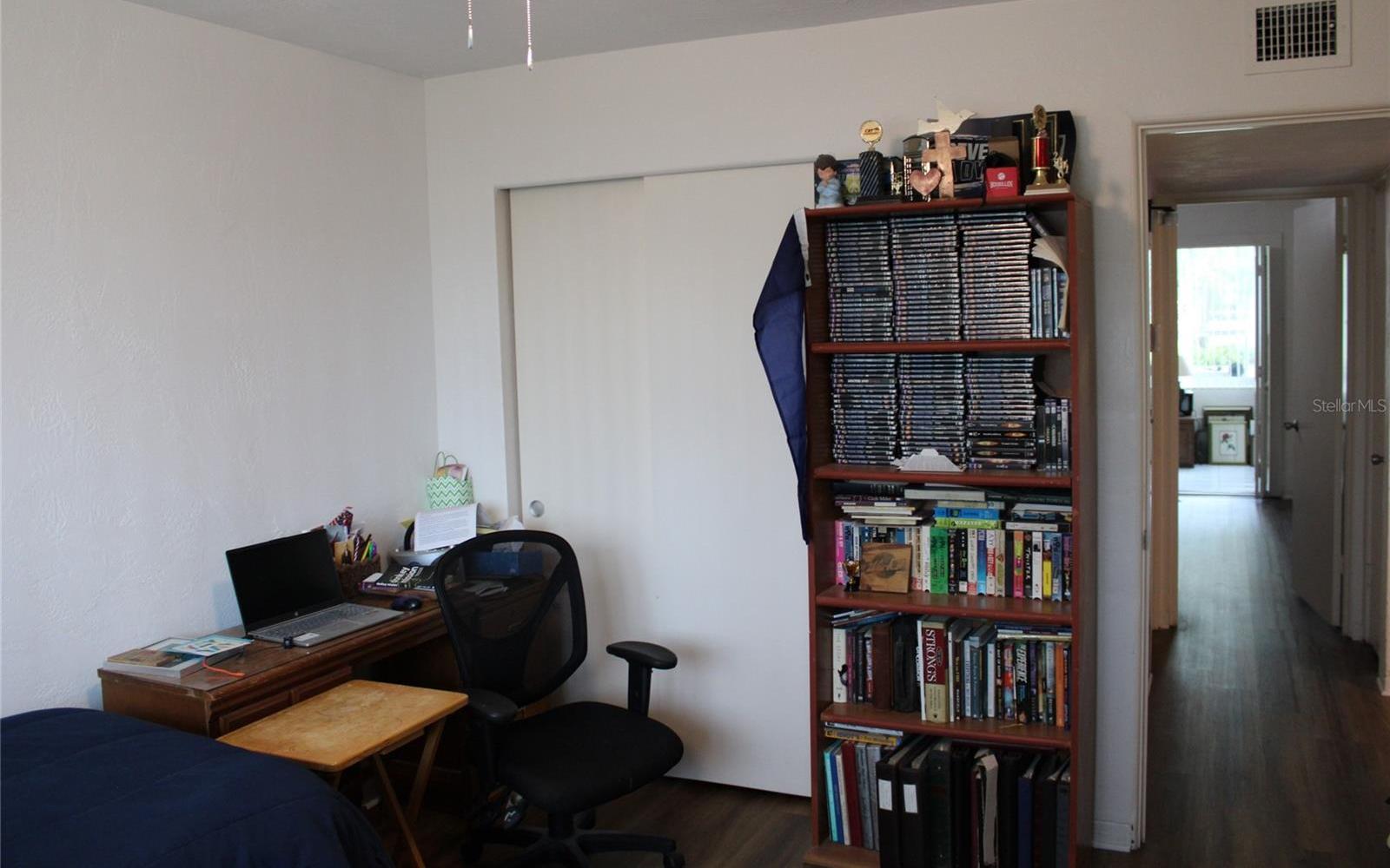 Photo #8