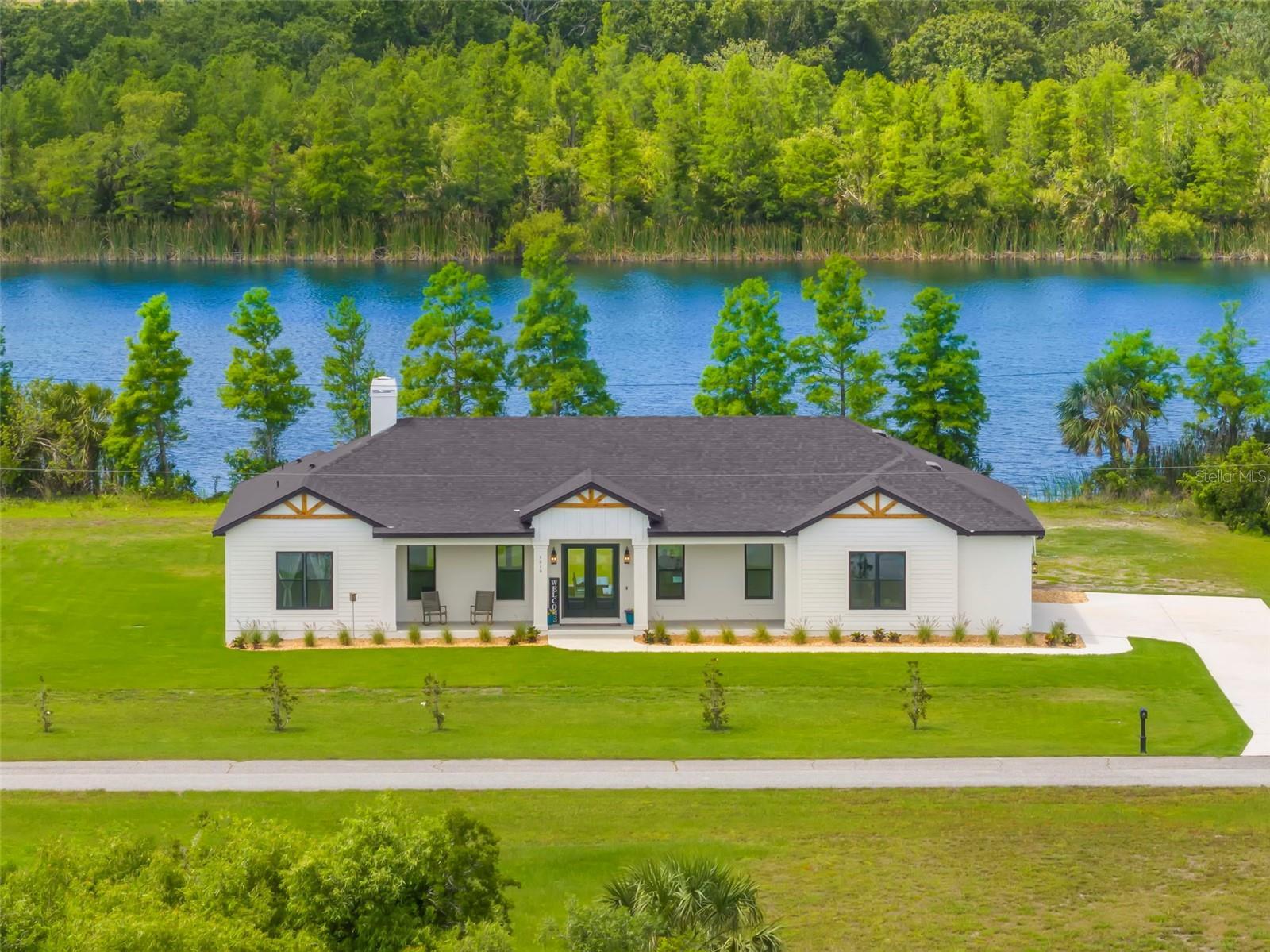 Photo one of 3070 Smilodon Trl Ruskin FL 33570 | MLS TB8385371