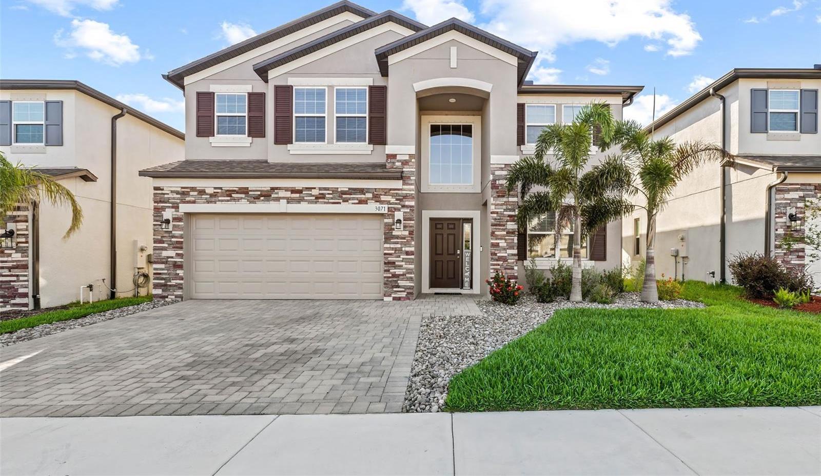 Photo one of 3071 Marine Grass Dr Wimauma FL 33598 | MLS TB8386795