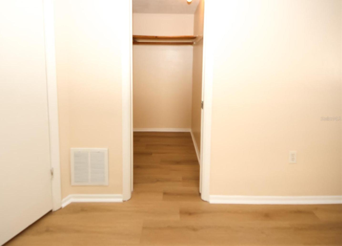 Photo #15