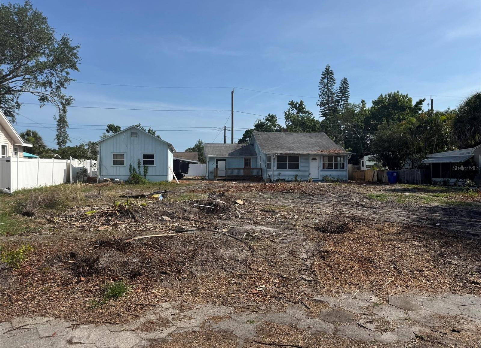 Photo one of 4419 Burlington N Ave St Petersburg FL 33713 | MLS TB8387356