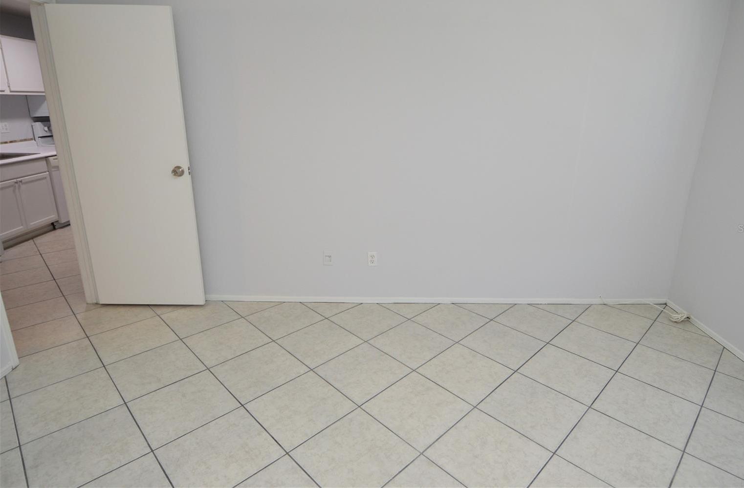 Photo #33