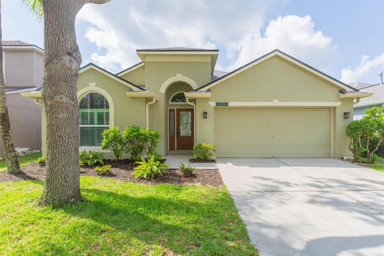 Photo one of 12204 Coldstream Ln Tampa FL 33626 | MLS TB8388261