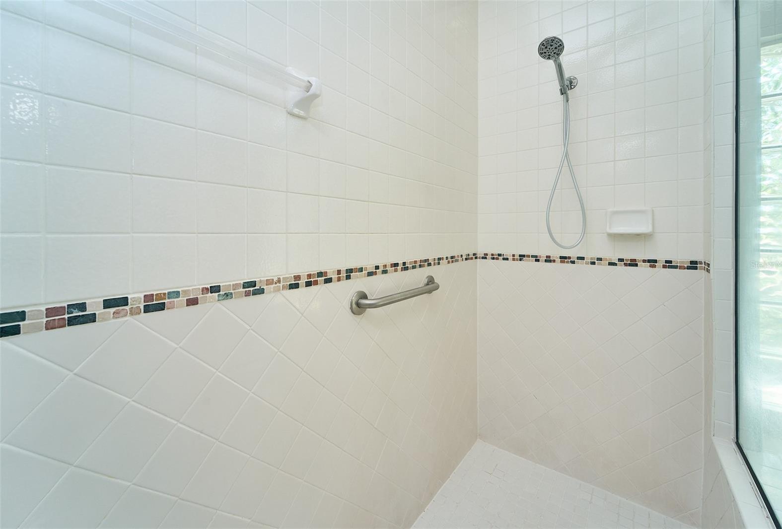 Photo #17