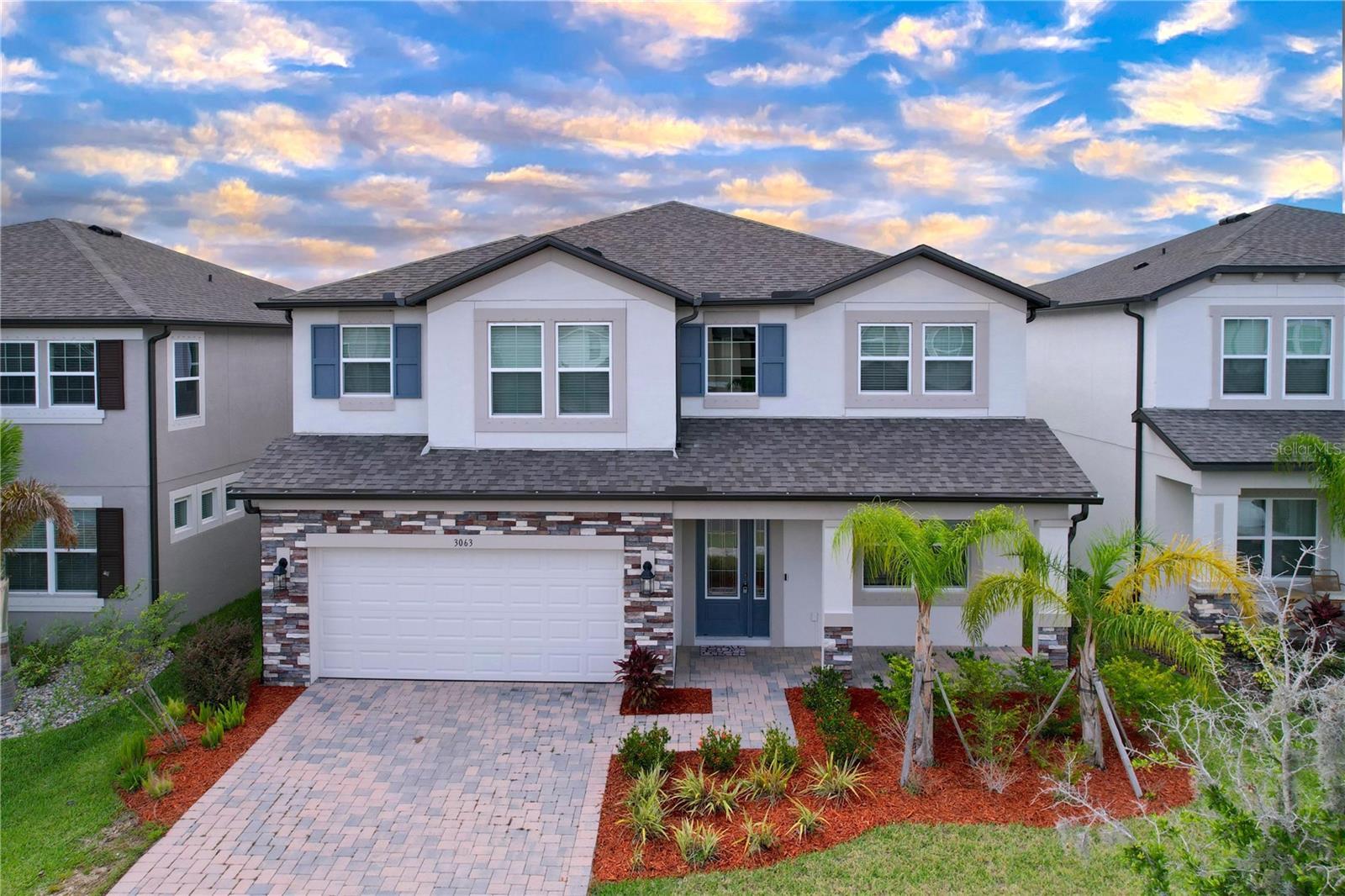 Photo one of 3063 Marine Grass Dr Wimauma FL 33598 | MLS TB8389339