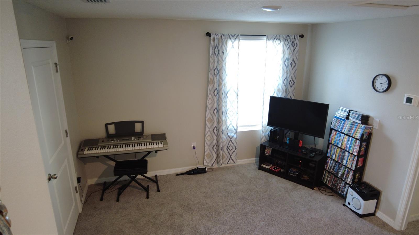 Photo #16