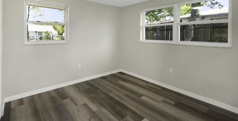 Photo #12