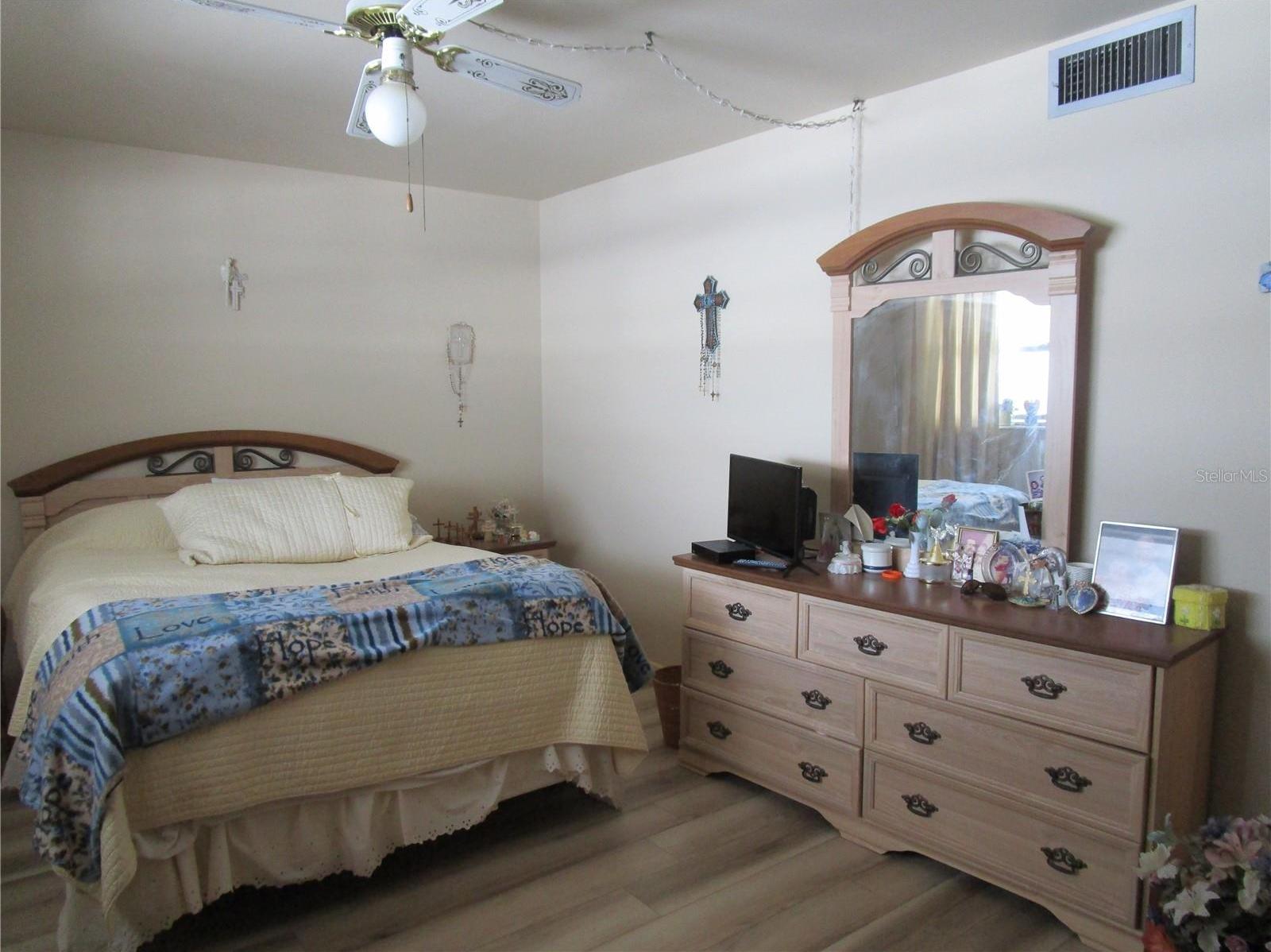 Photo #16