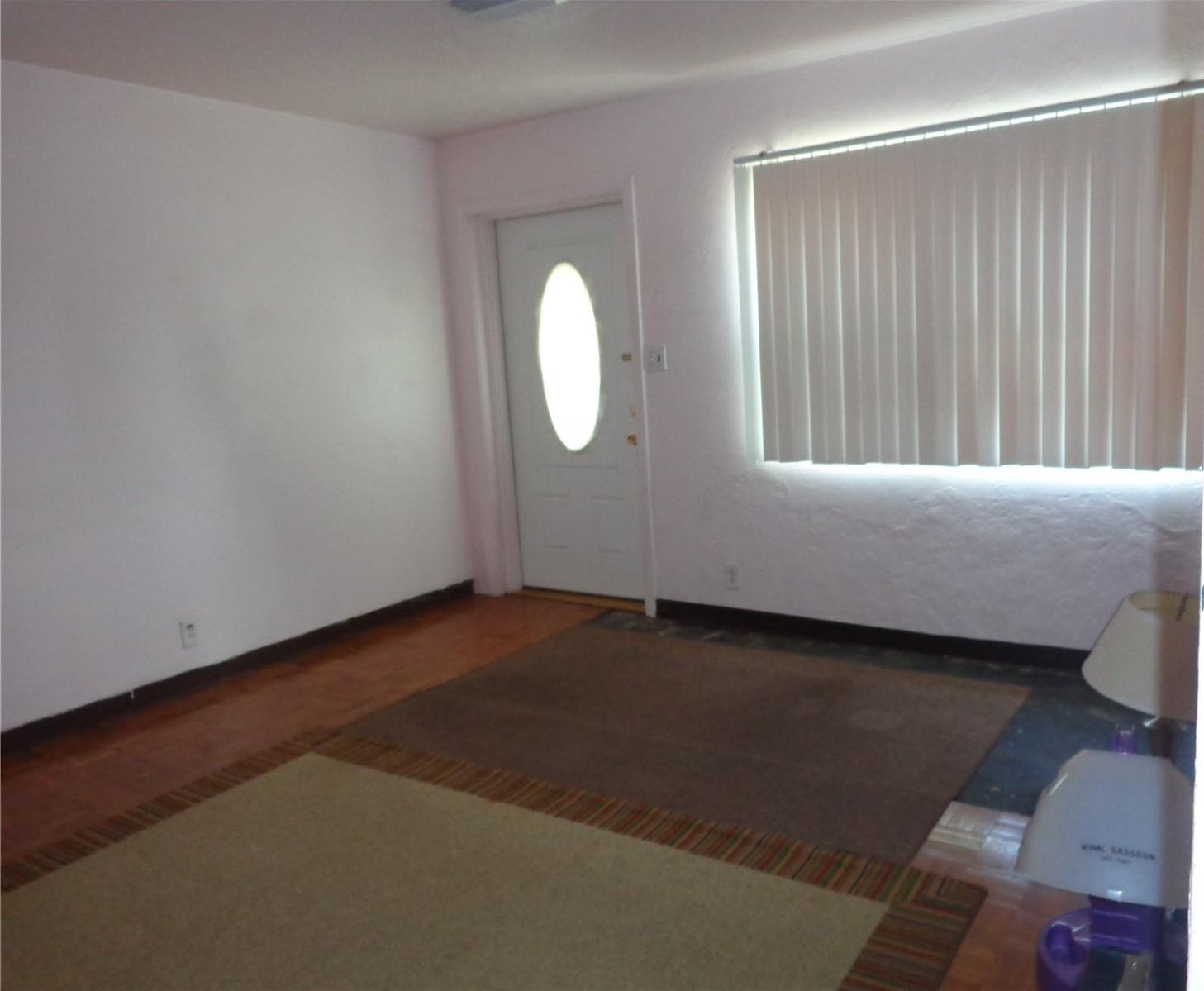 Photo #5