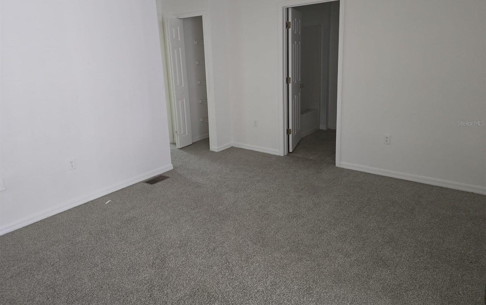 Photo #10