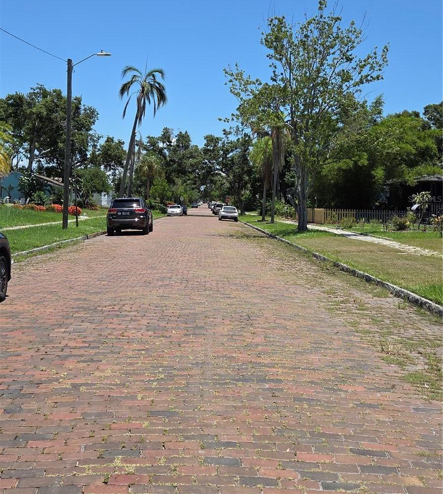 Photo #10