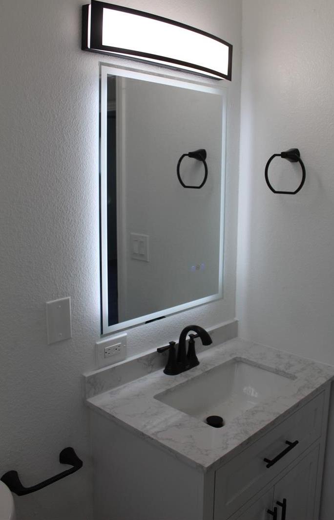 Photo #12