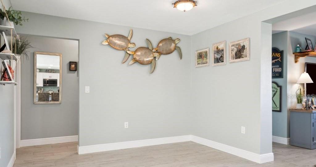 Photo #8