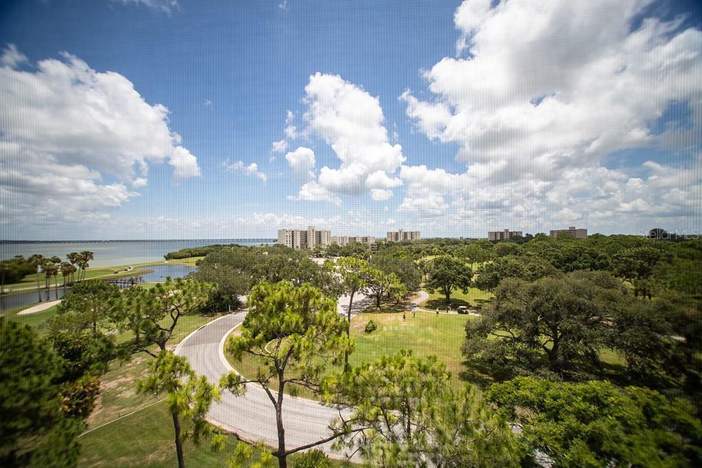 Photo one of 3400 Cove Cay Dr # 7G Clearwater FL 33760 | MLS U8204035