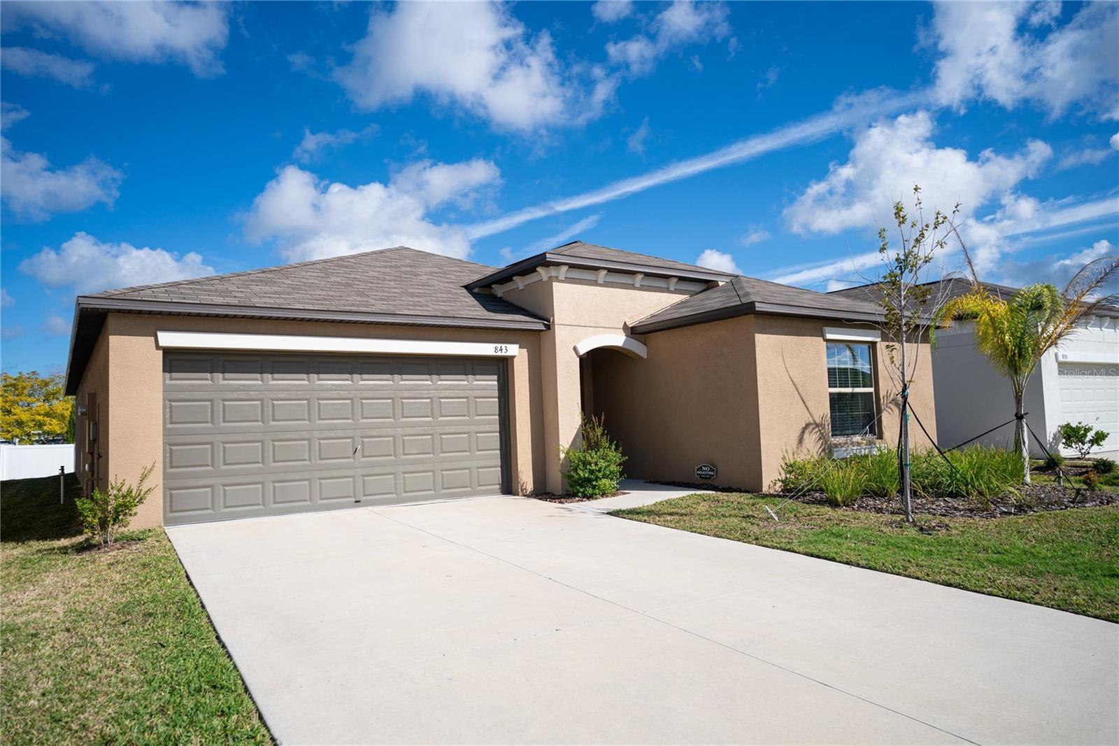 Photo one of 843 Anchor Bend Dr Ruskin FL 33570 | MLS U8222173