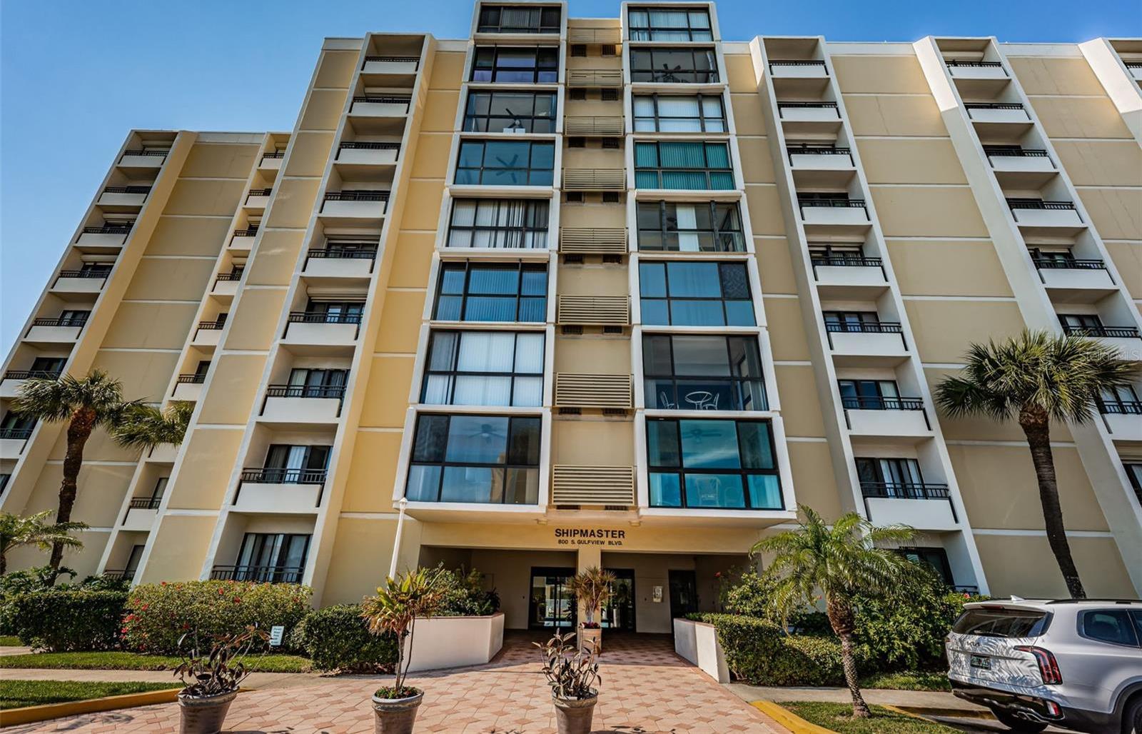 Photo one of 800 S Gulfview Blvd # 404 Clearwater FL 33767 | MLS U8229727