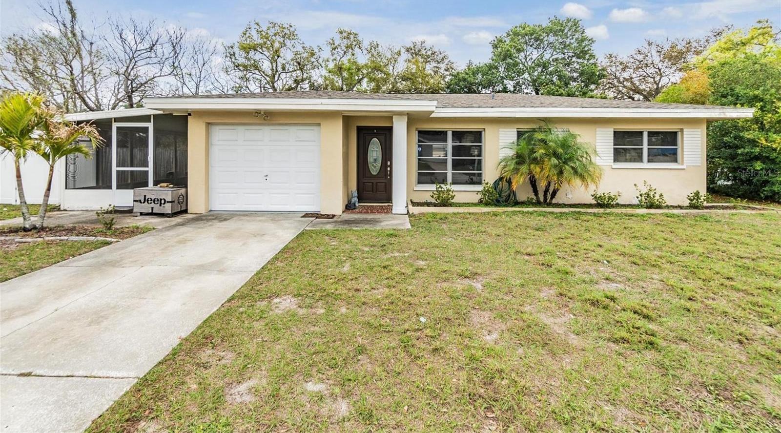 Photo one of 1715 Audrey Dr Clearwater FL 33759 | MLS U8232486