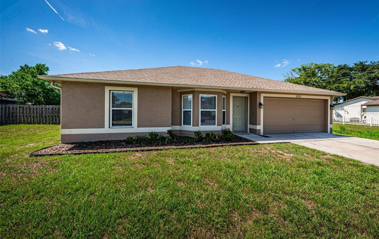 Photo one of 10124 Heathcliff St Spring Hill FL 34608 | MLS U8233975