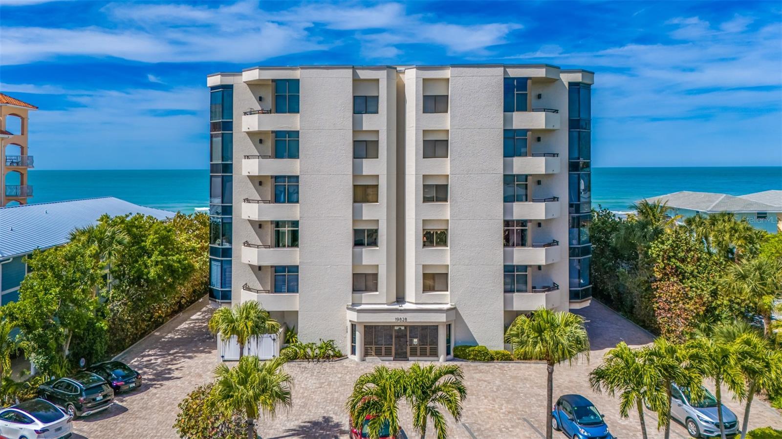 Photo one of 19828 Gulf Blvd # 202 Indian Shores FL 33785 | MLS U8234399