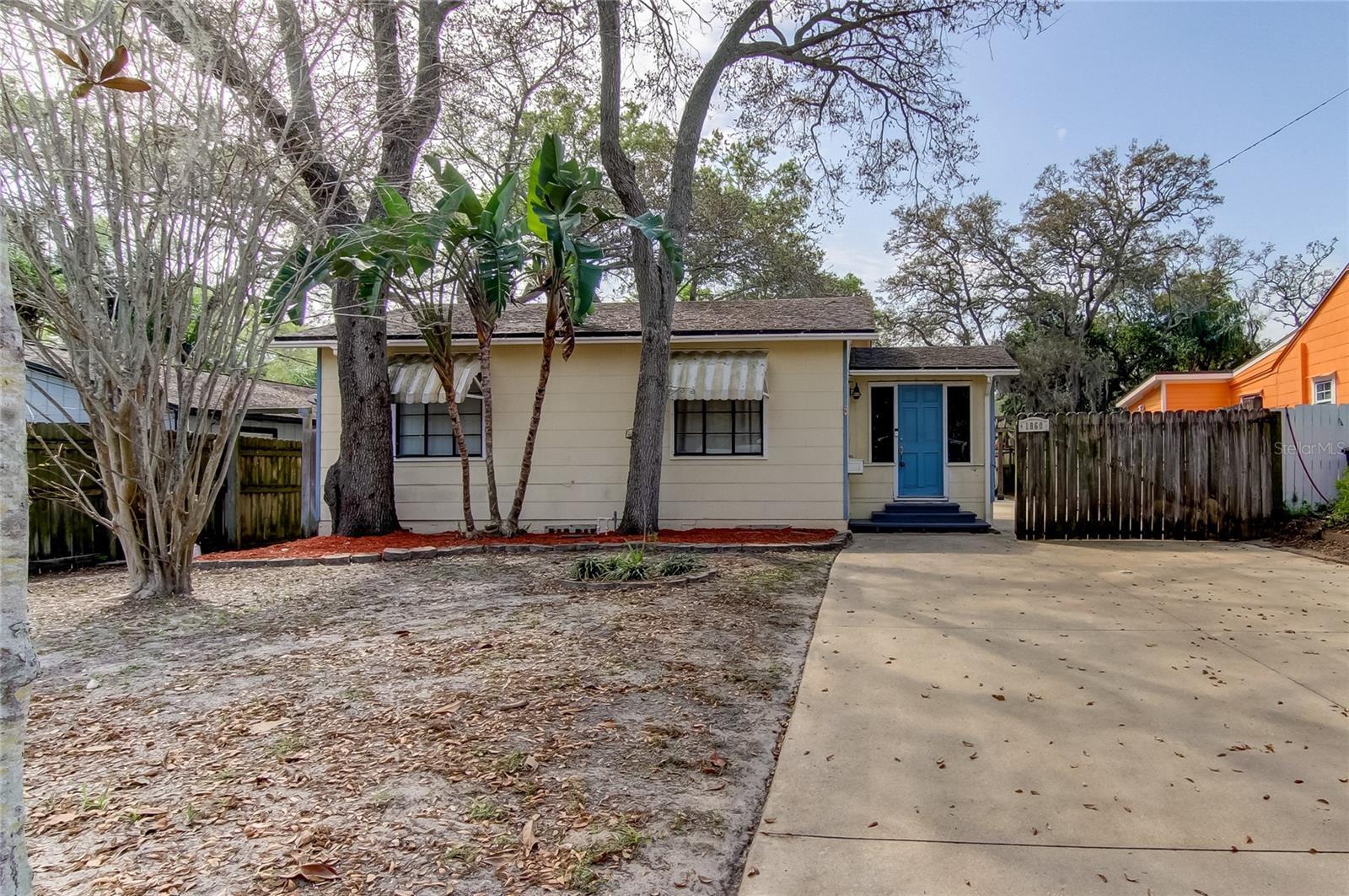 Photo one of 1860 Springtime Ave Clearwater FL 33755 | MLS U8234823