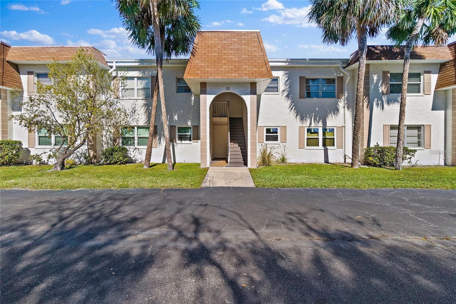 Photo one of 357 S Mcmullen Booth Rd # 120 Clearwater FL 33759 | MLS U8235473