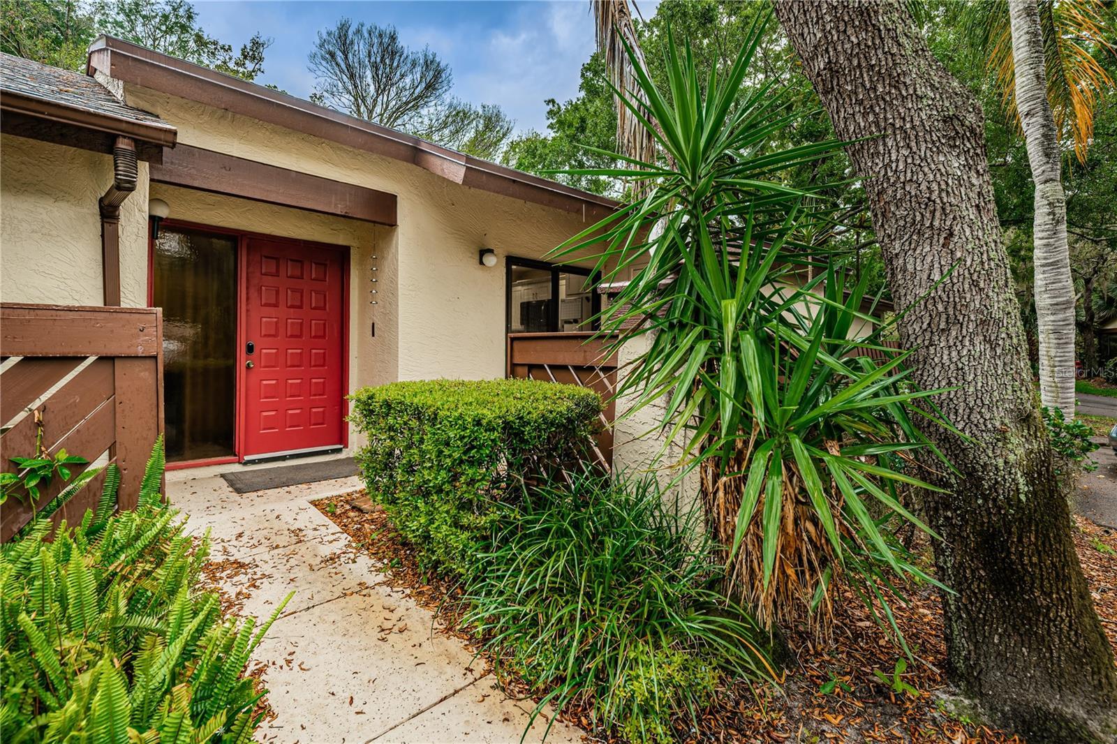 Photo one of 2969 Buttonbush Ct Palm Harbor FL 34684 | MLS U8236647