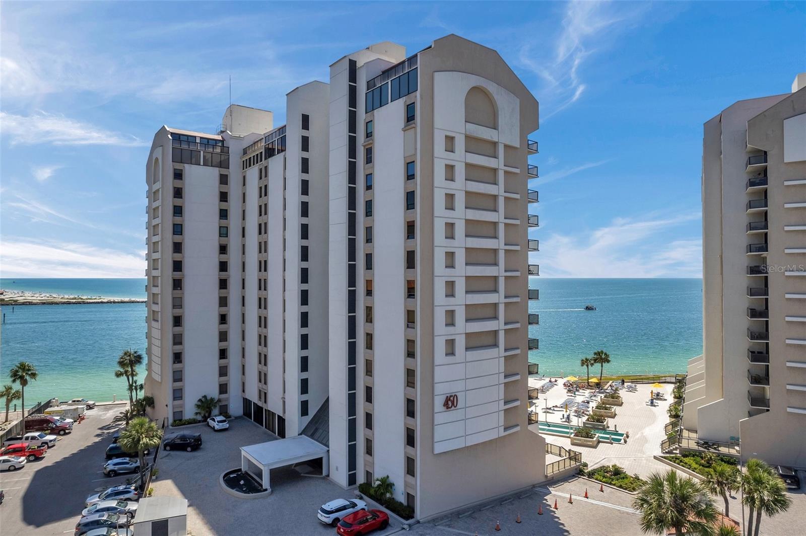 Photo one of 450 S Gulfview Blvd # 1105 Clearwater Beach FL 33767 | MLS U8237939