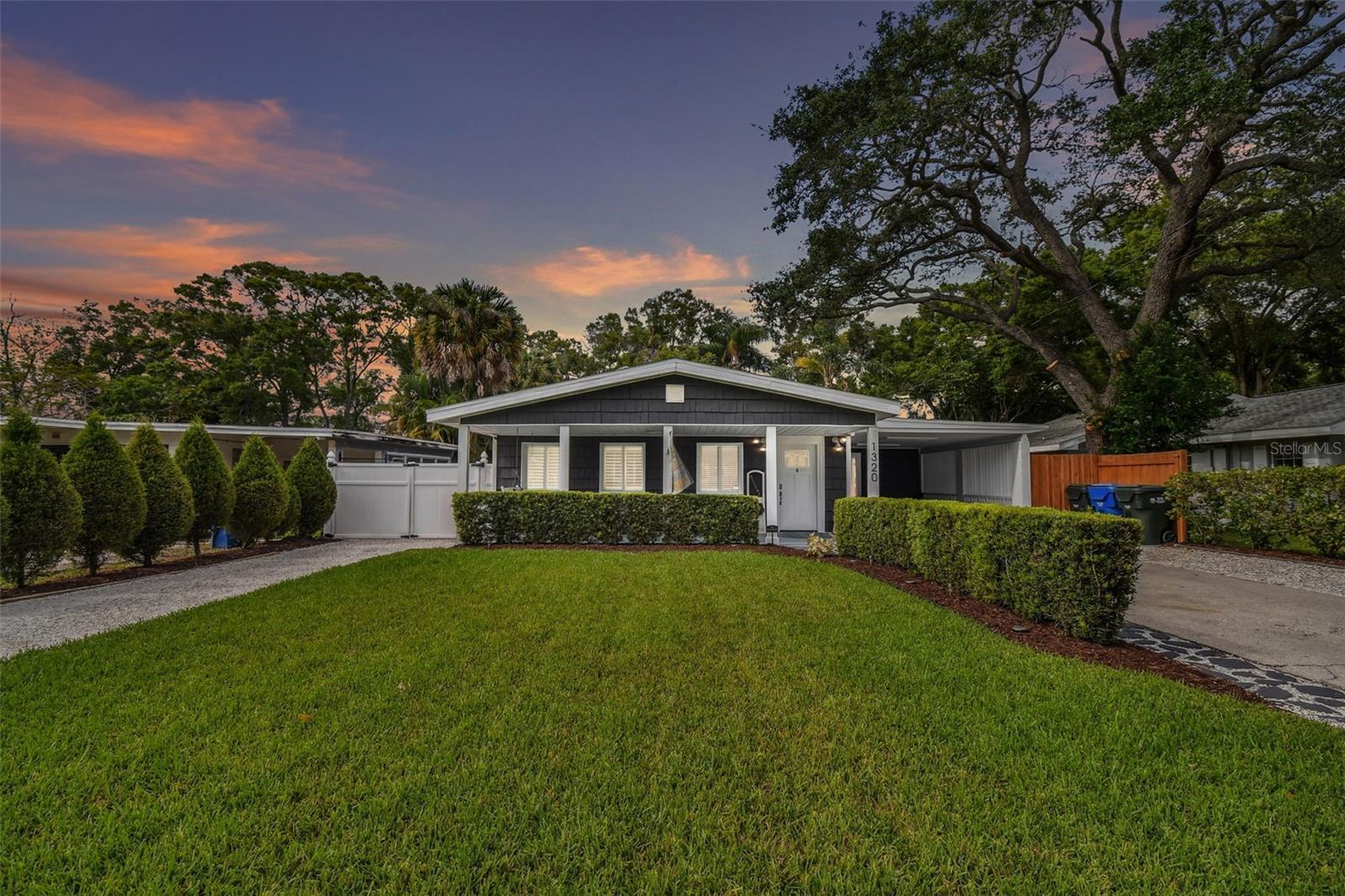 Photo one of 1320 Pine Nw Ave Largo FL 33770 | MLS U8238034