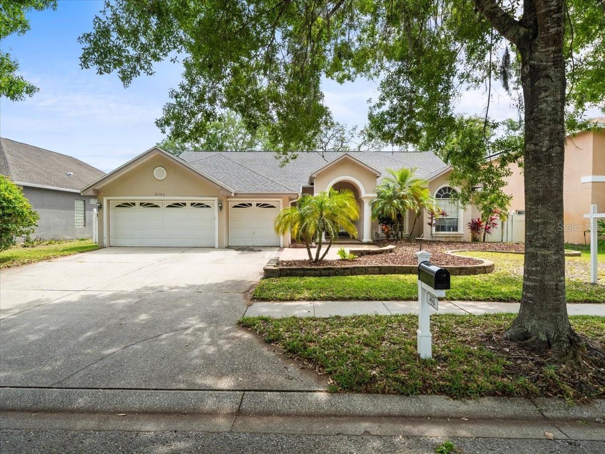 Photo one of 4942 Felecity Way Palm Harbor FL 34685 | MLS U8238170