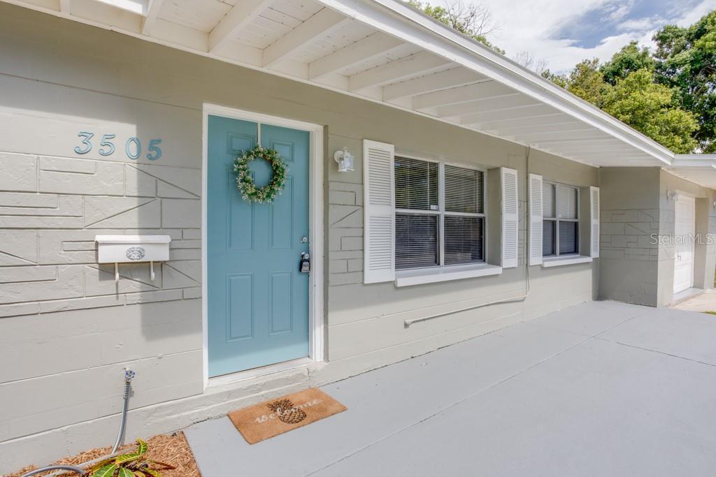 Photo one of 3505 75Th N St St Petersburg FL 33710 | MLS U8240102