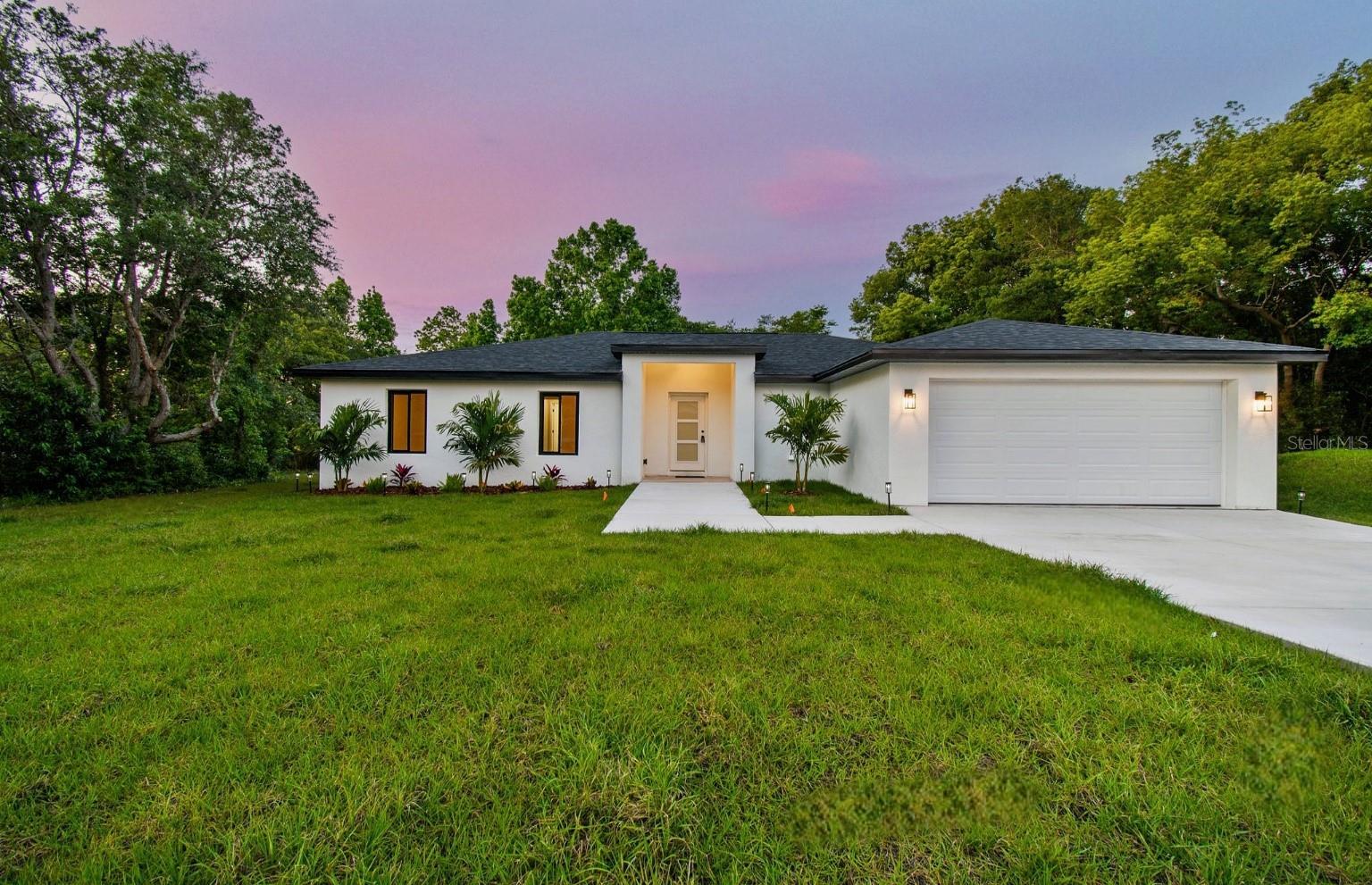 Photo one of 6407 Clearwater Dr Spring Hill FL 34606 | MLS U8240431