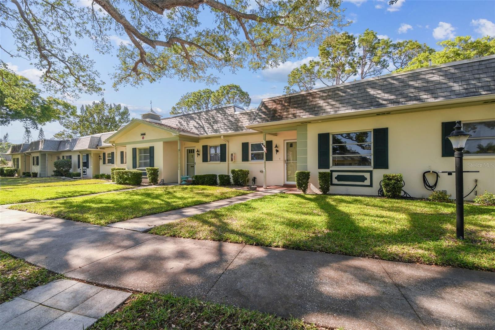 Photo one of 1466 Normandy Park Drive # 2 Clearwater FL 33756 | MLS U8240548