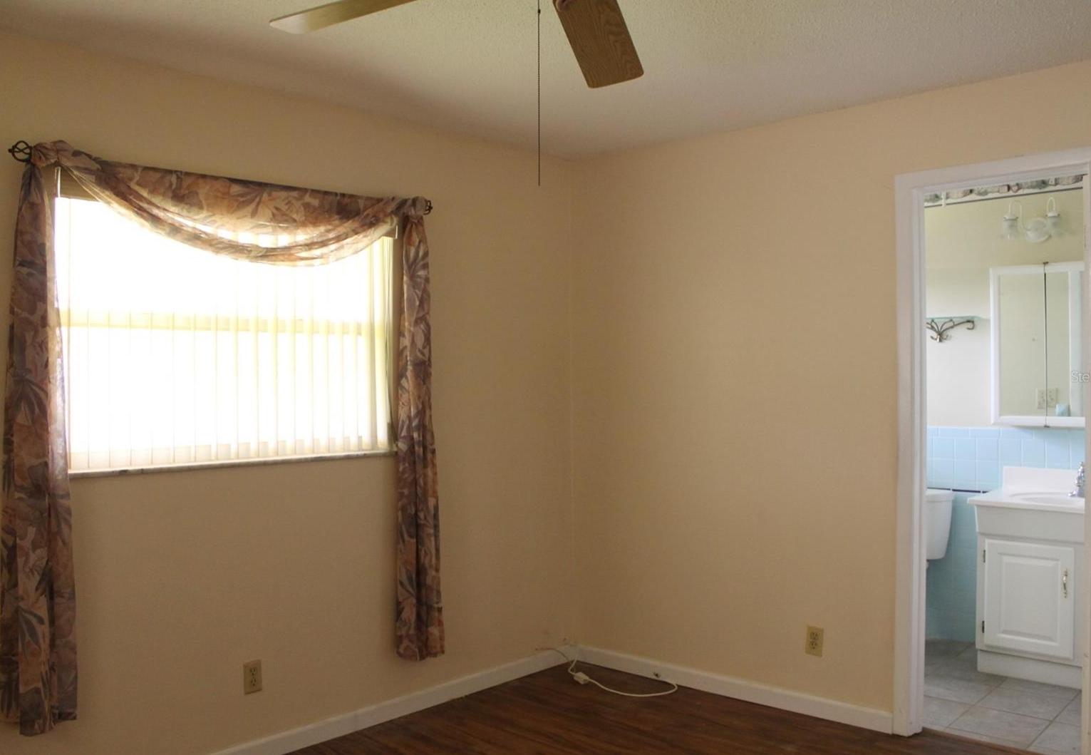 Photo #27