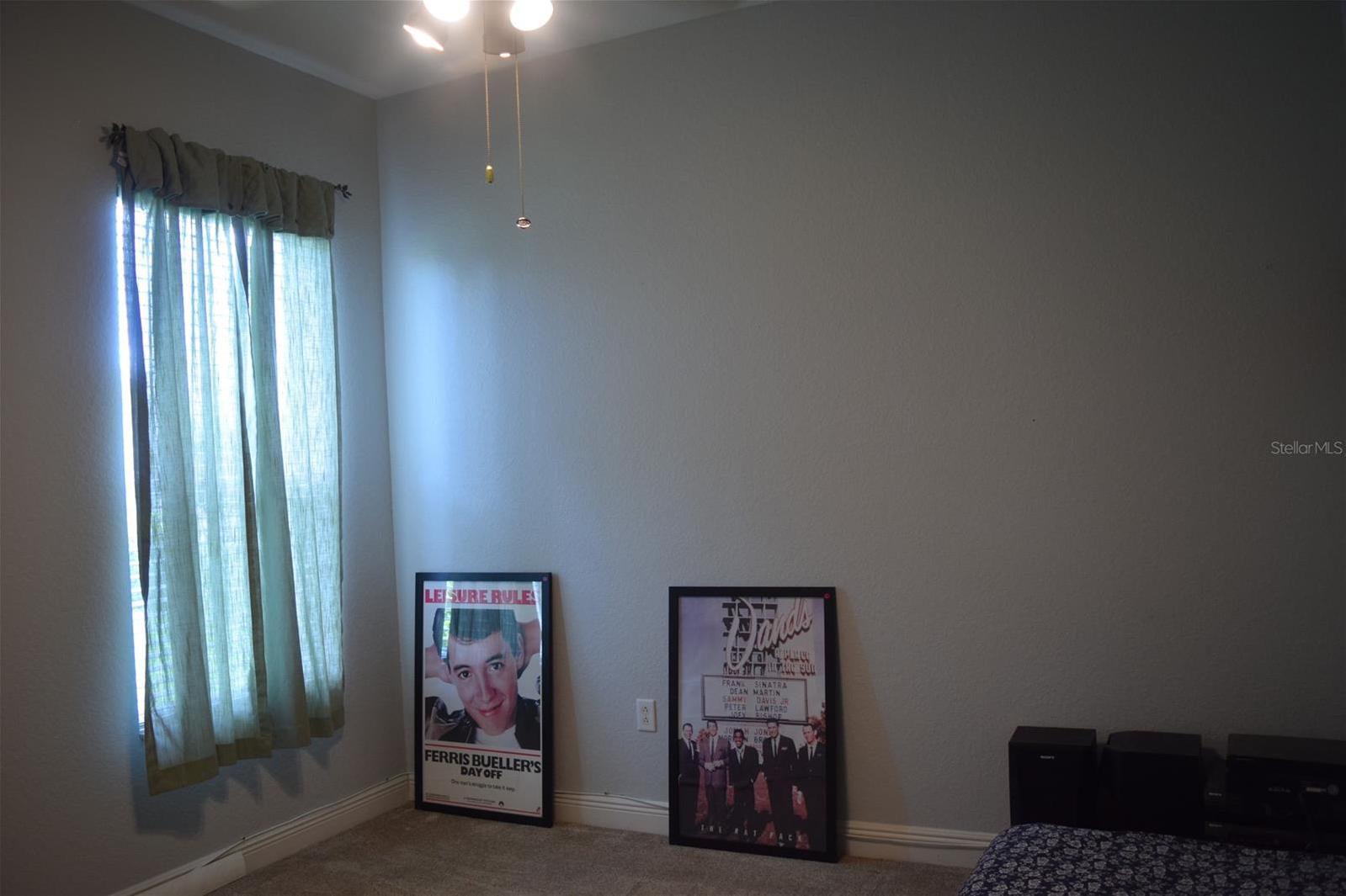 Photo #33