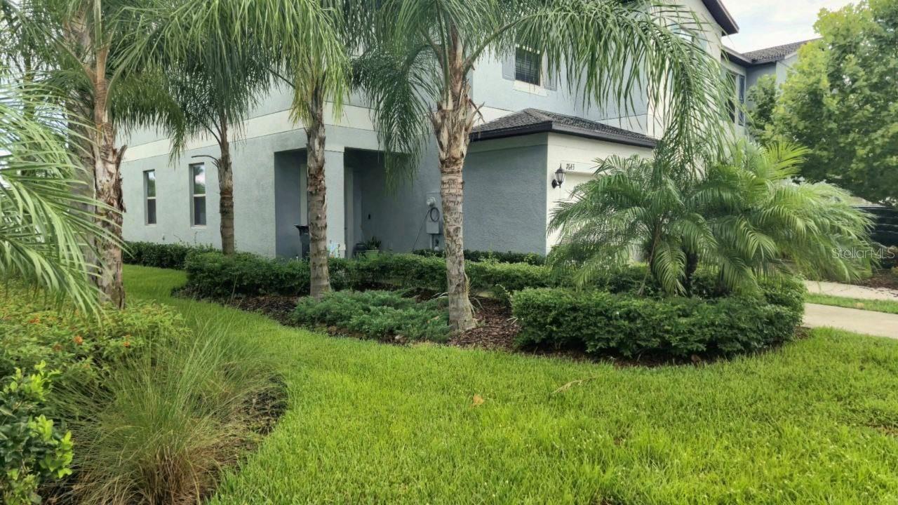 Photo one of 7643 Ginger Lily Ct Tampa FL 33619 | MLS U8250461