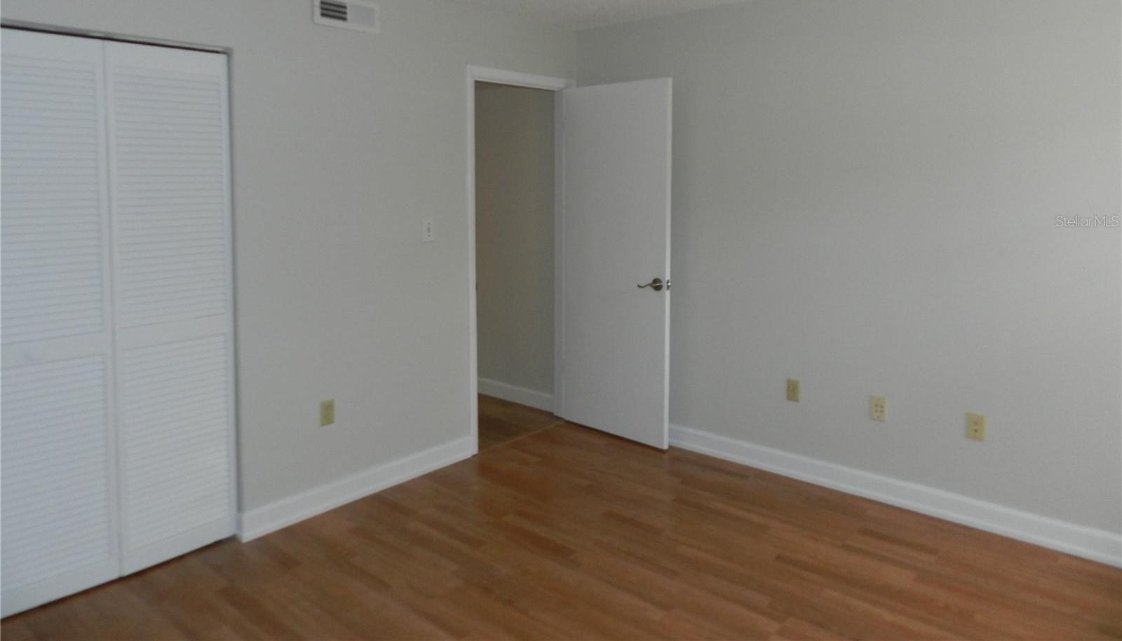 Photo #16