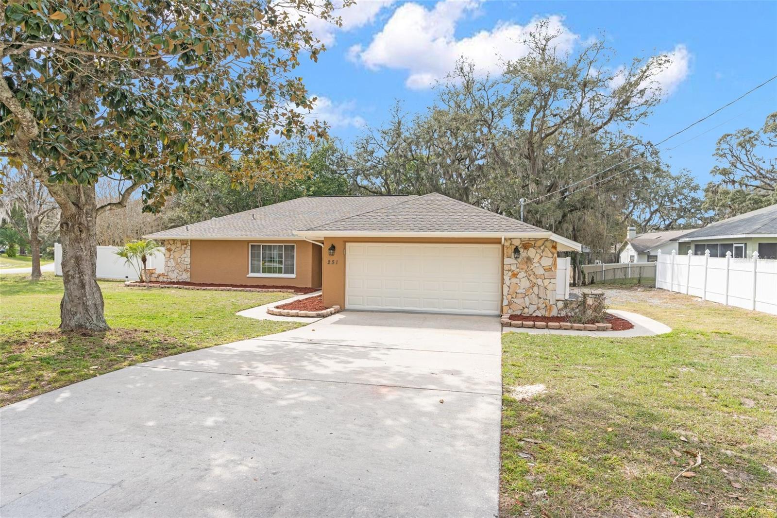 Photo one of 251 Sawyer Ave Spring Hill FL 34608 | MLS W7862592