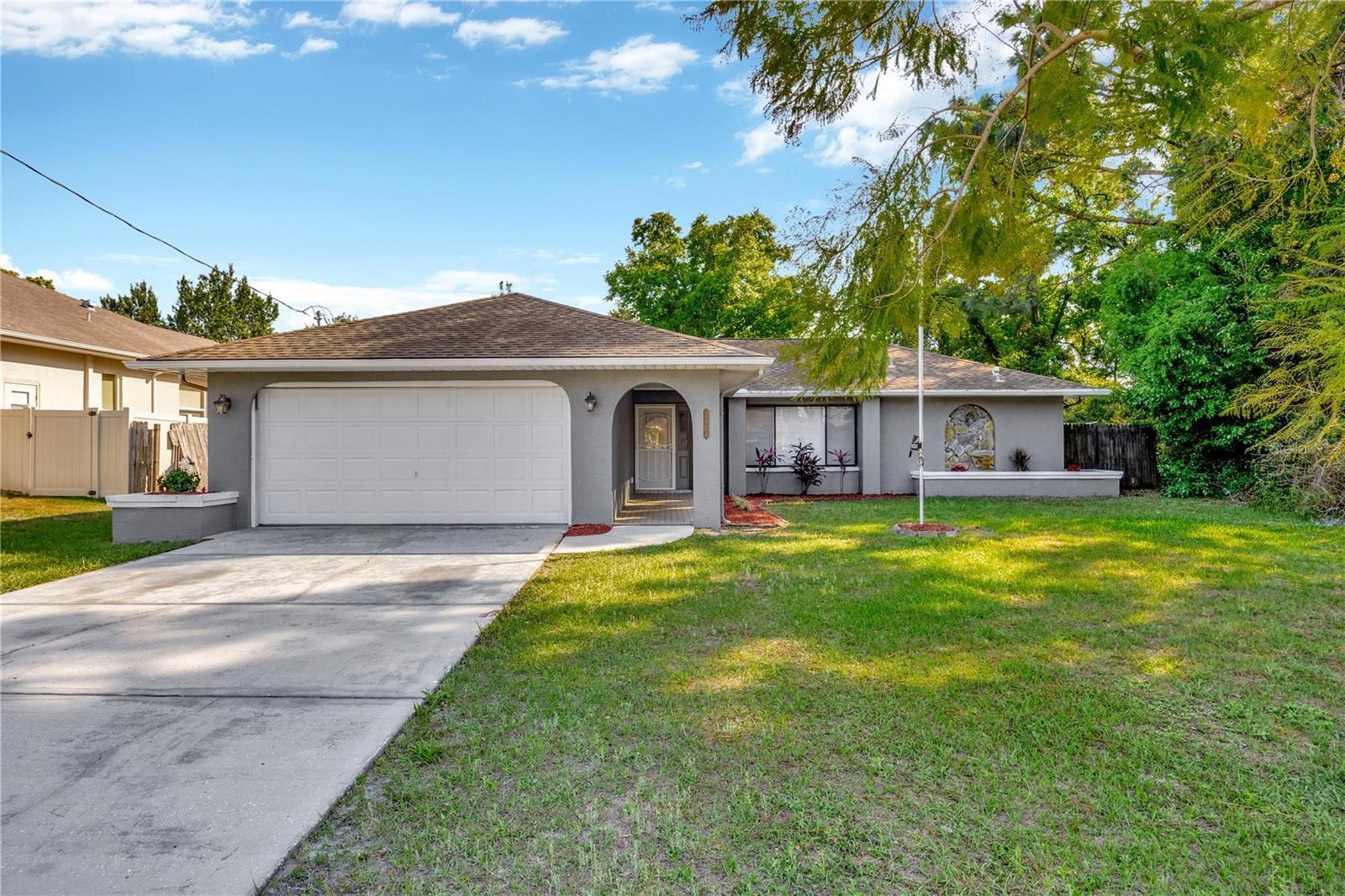 Photo one of 12264 Penfield St Spring Hill FL 34609 | MLS W7863210