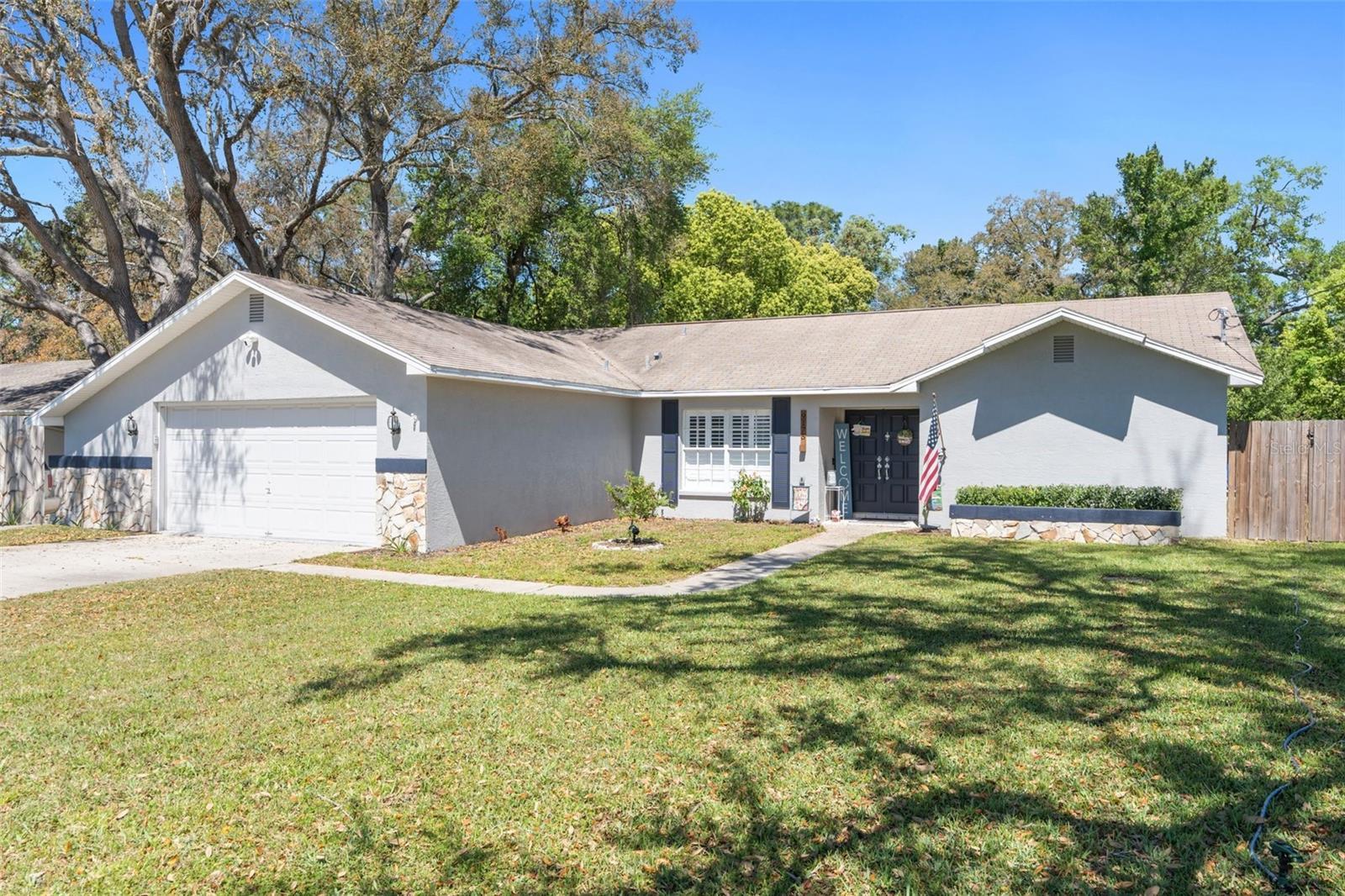 Photo one of 9175 Colmart St Spring Hill FL 34608 | MLS W7863247