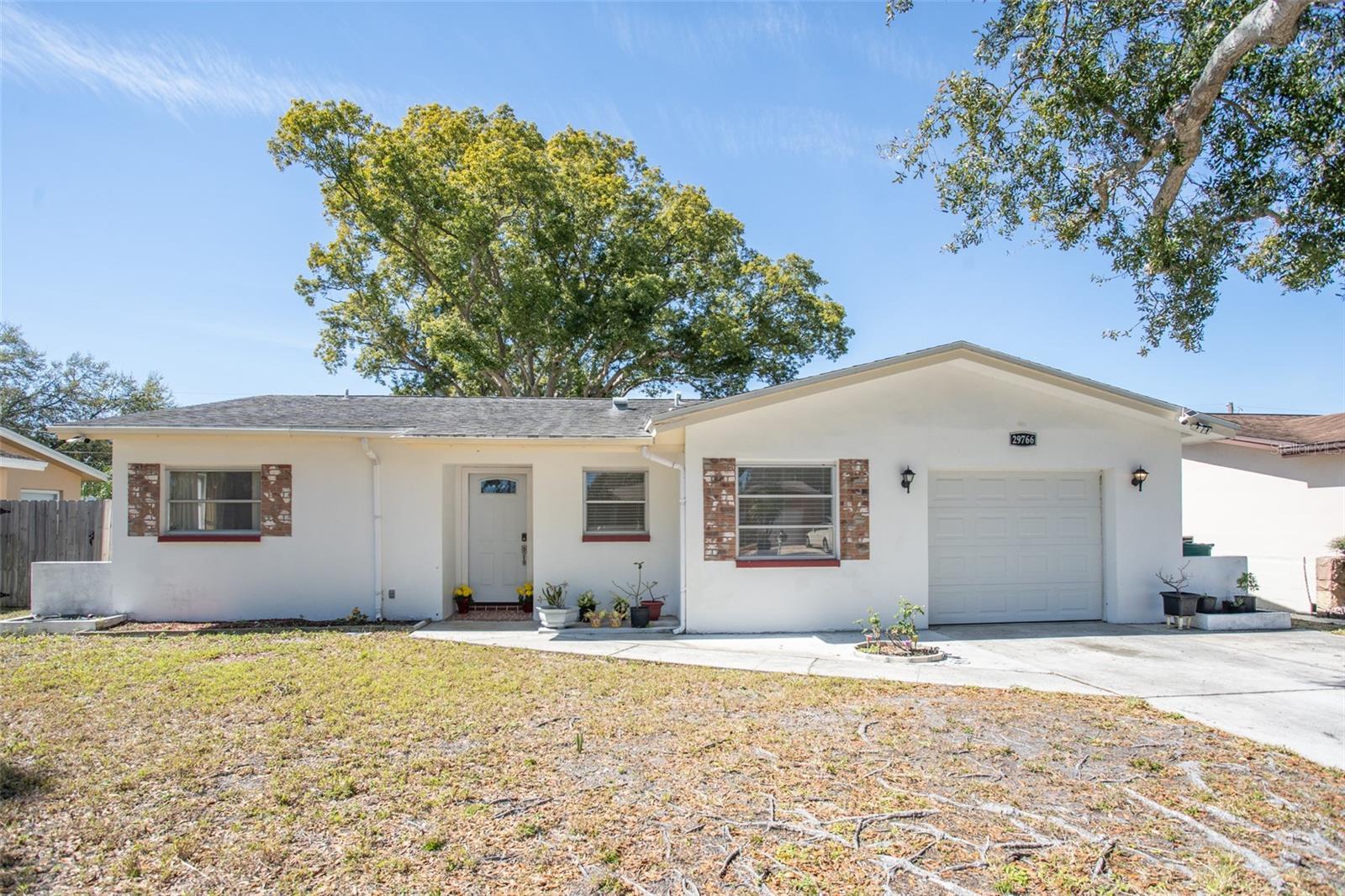 Photo one of 29766 66Th N Way Clearwater FL 33761 | MLS W7863446
