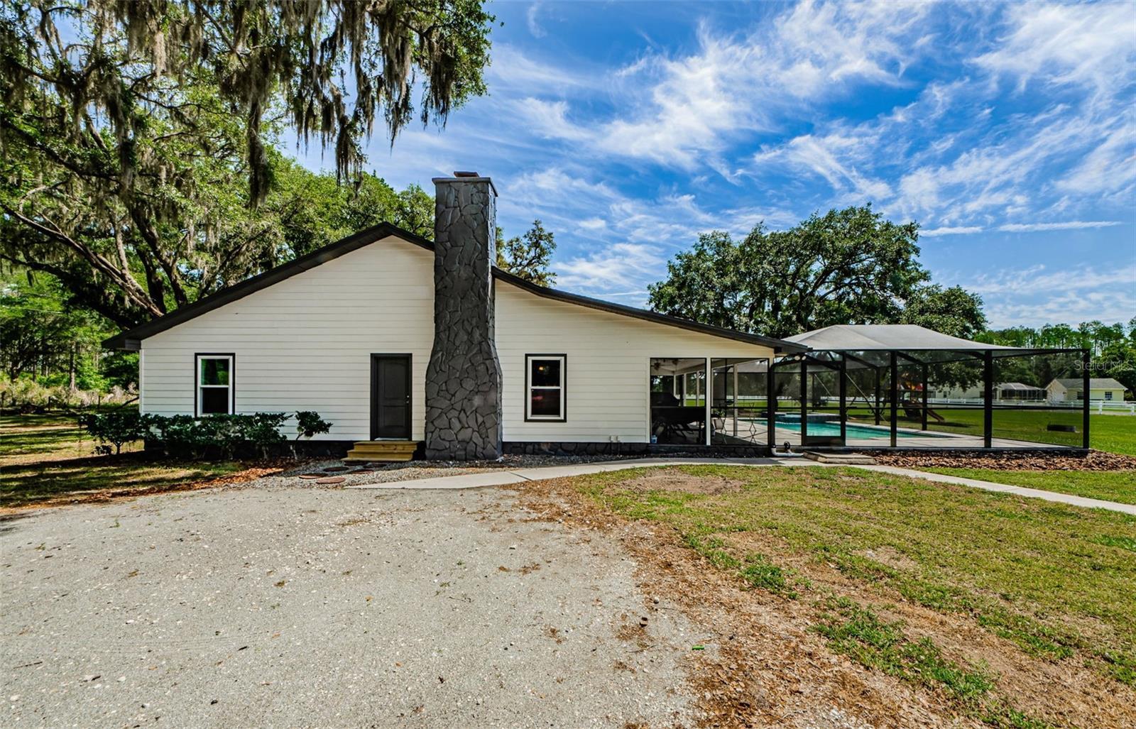 Photo one of 19420 Leland Ave Spring Hill FL 34610 | MLS W7863674