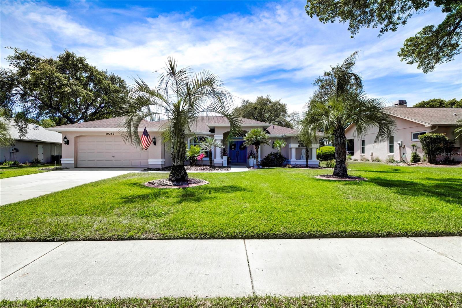 Photo one of 10282 Windsor Ct Spring Hill FL 34608 | MLS W7863720