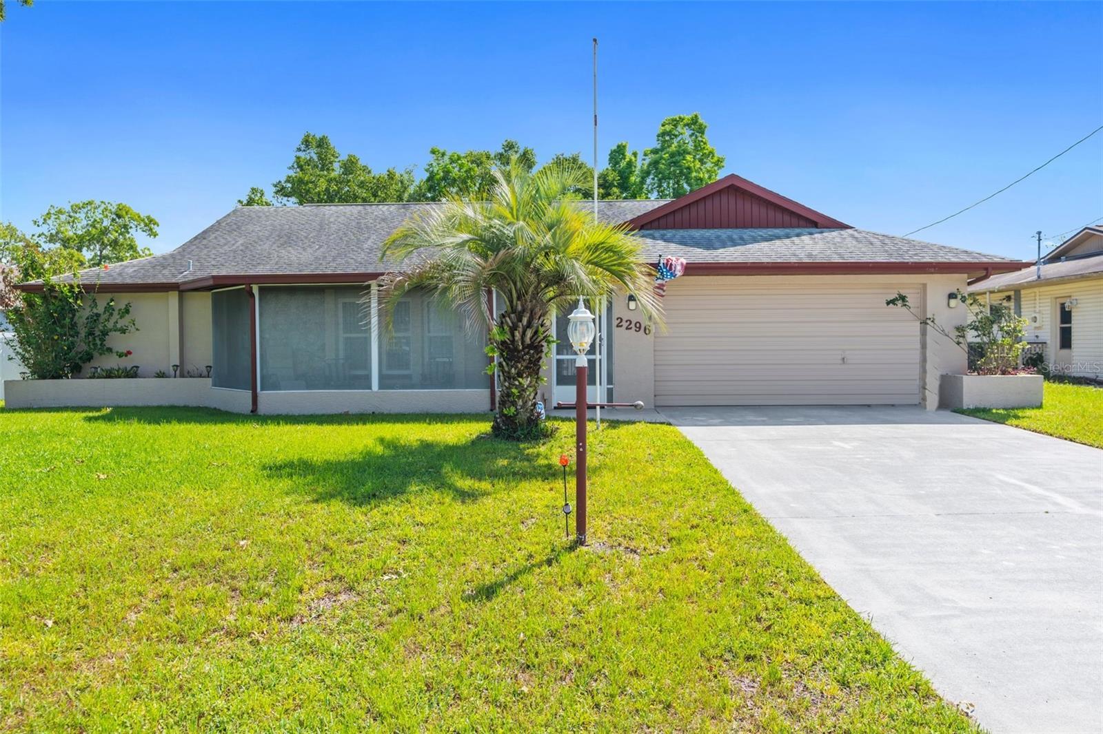 Photo one of 2296 Lake Forest Ave Spring Hill FL 34609 | MLS W7863836