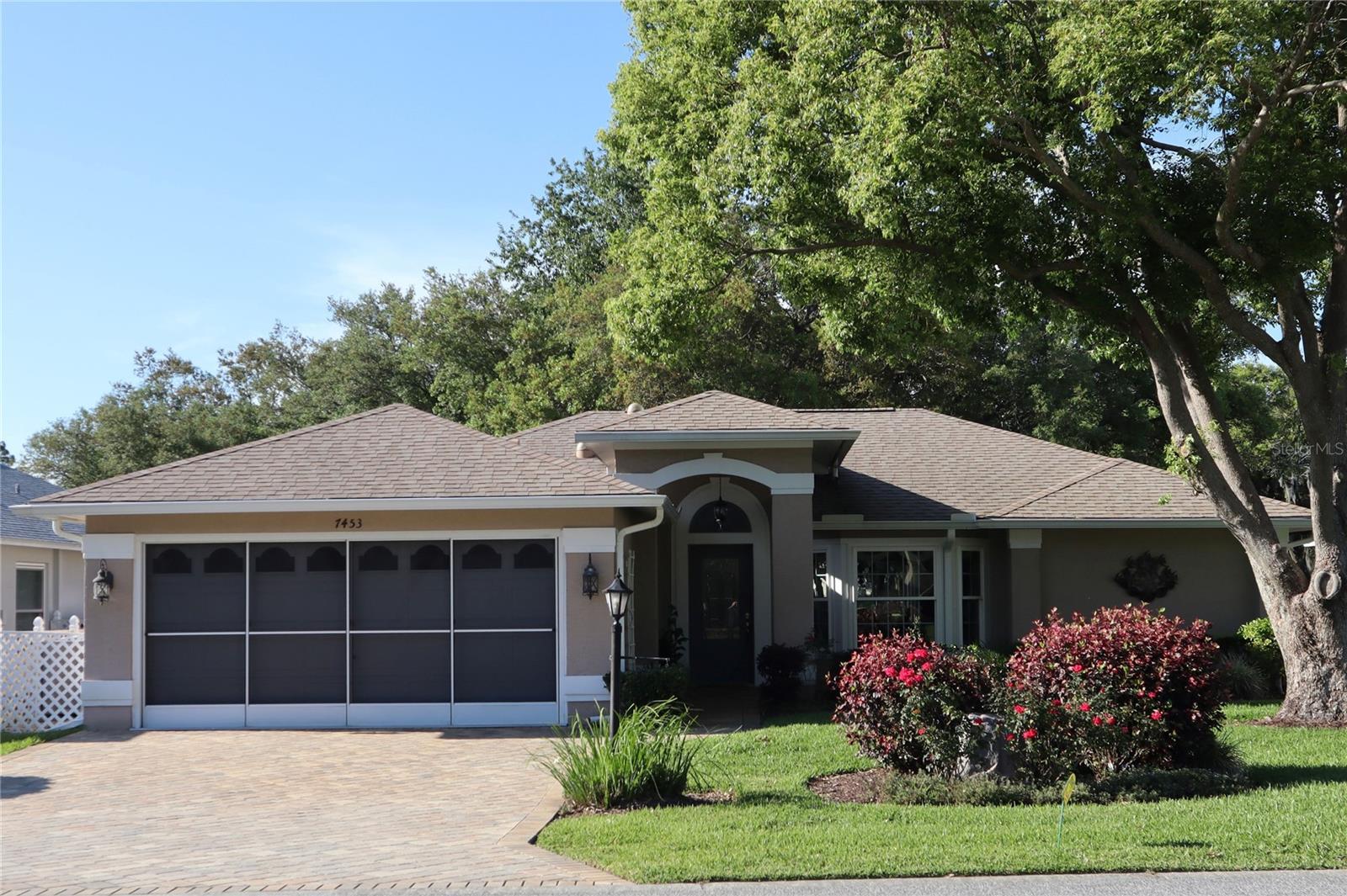 Photo one of 7453 Clearmeadow Dr Spring Hill FL 34606 | MLS W7863854